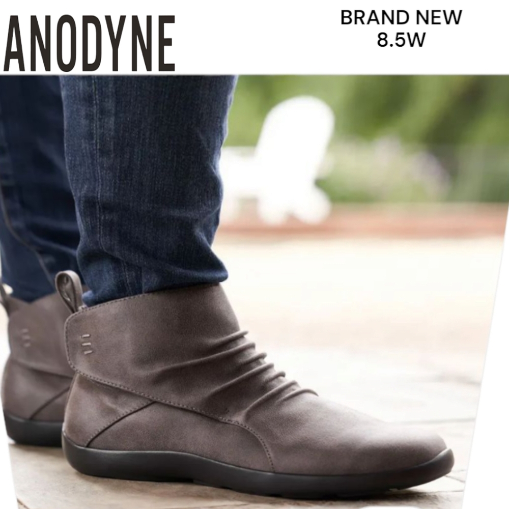 Anodyne Orthodic Diabetic Boots – Women BRAND NEW WITH TAGS